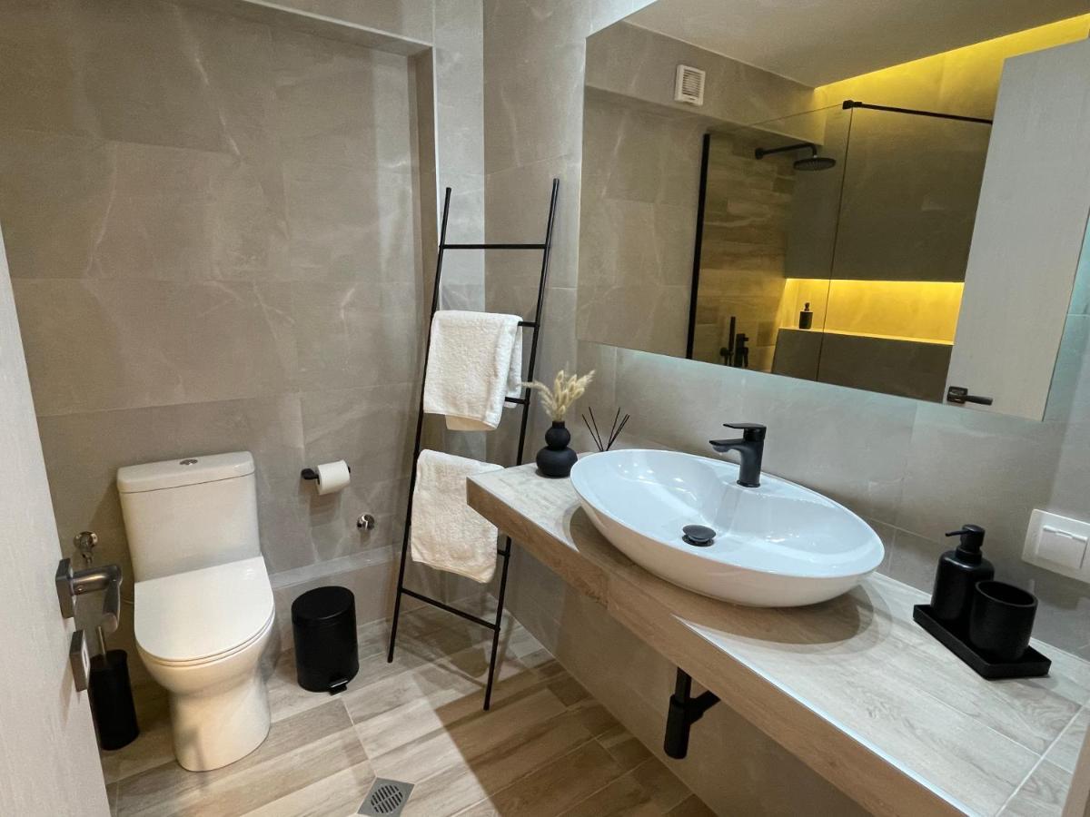 Jacuzzi Suite Ladadika Thessaloniki Buitenkant foto